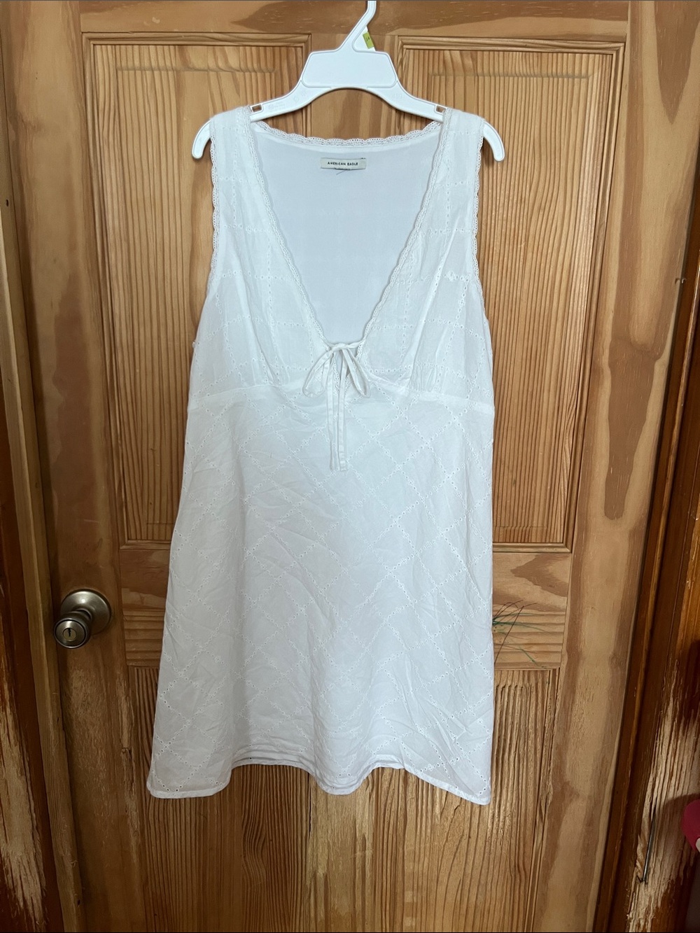 White American Eagle eyelet dress